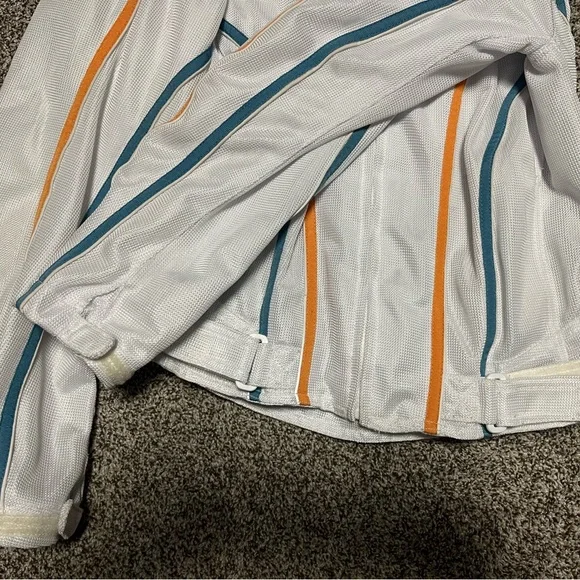 Women’s Large Harley Davidson Riding Jacket - Picture 8 of 9